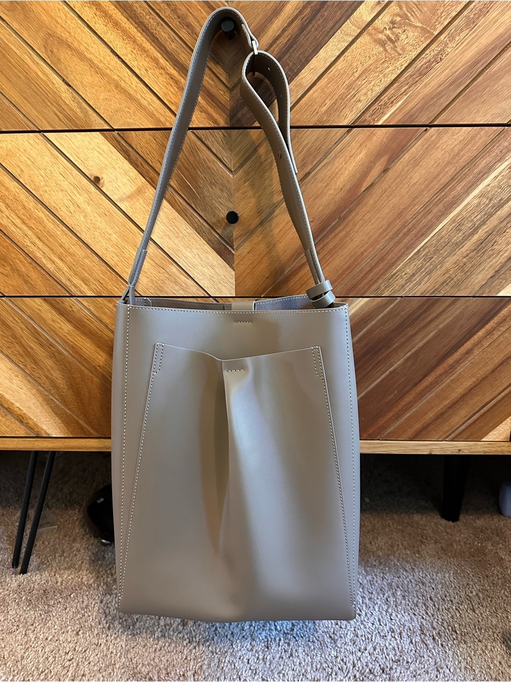 Everlane Taupe Shoulder Tote Bag